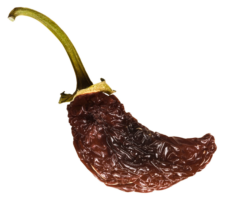 Morita Salsa Recipe: Morita chiles are similar to Chipotle peppers in this respect, the difference being that Moritas are mildly smoked for less time than Chipotle peppers.

